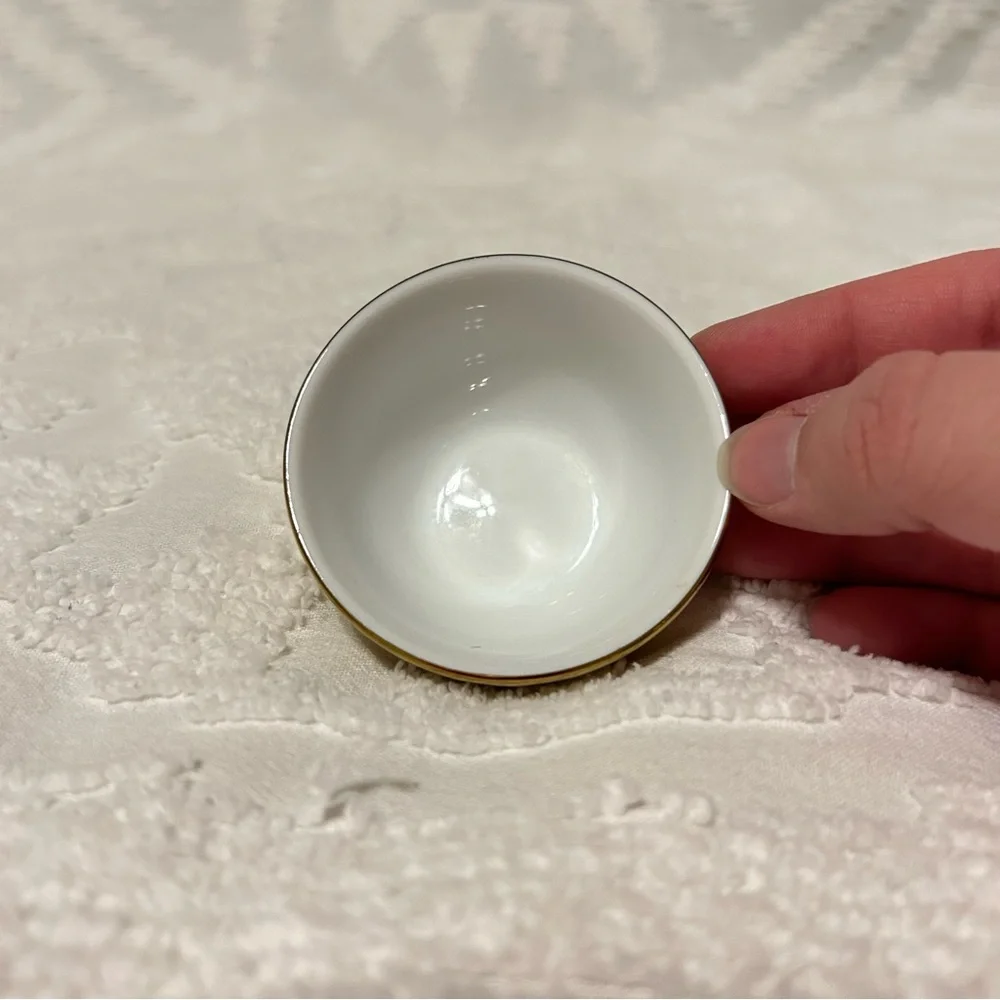 Raised Chevron Design Gold & White Porcelain Mini Dip Bowl or Ring/Jewelry bowl